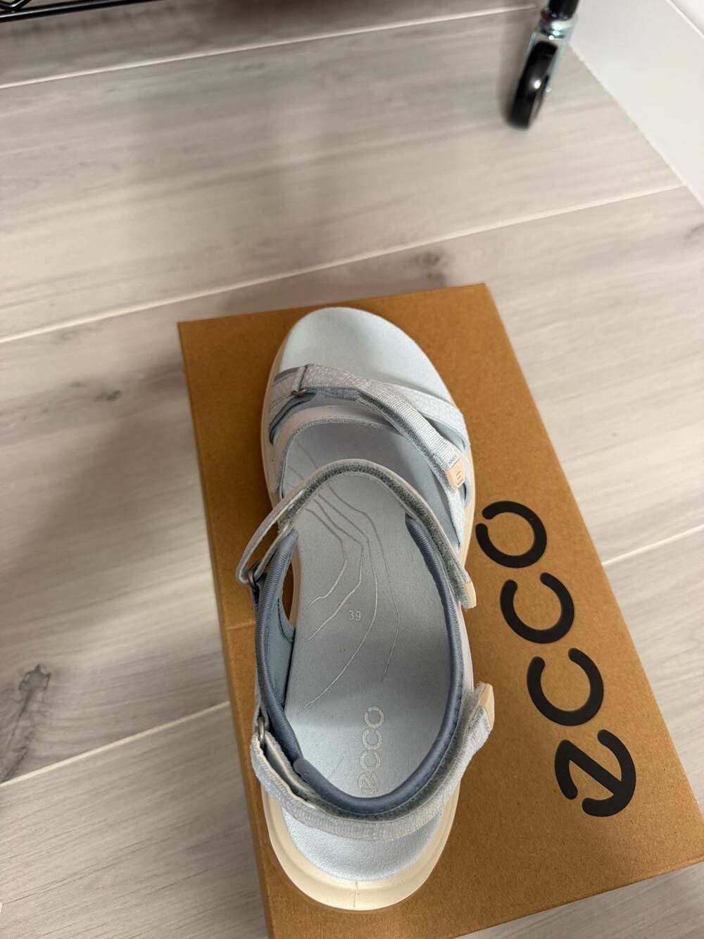 ECCO Offroad Roam W Sandals Air Bright White Women’s EU 39 US 8-8.5 - Picture 7 of 11